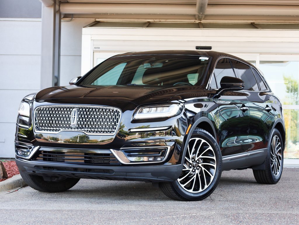 Used 2019 Lincoln Nautilus Reserve image 3