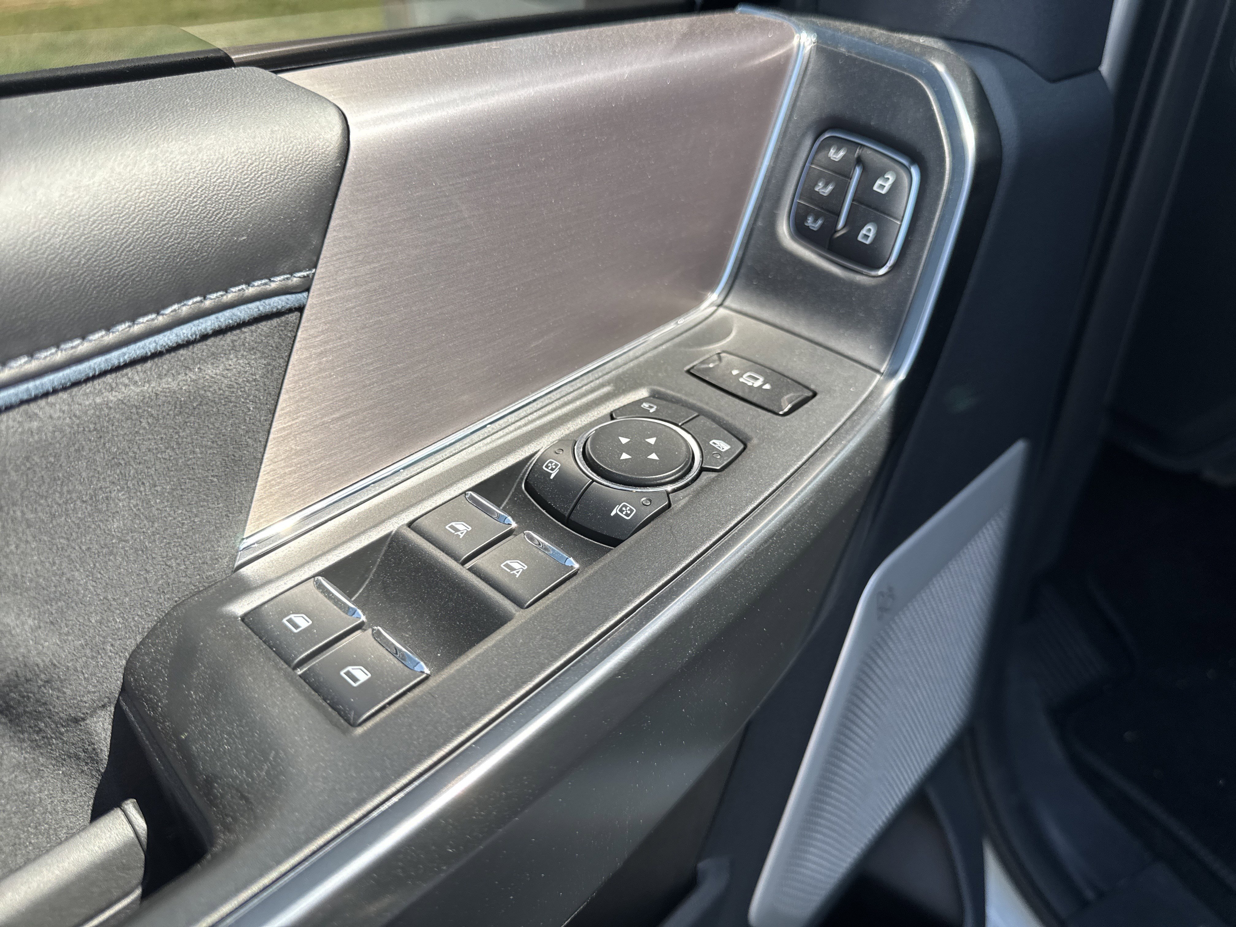 New 2026 Ford F450 Platinum image 9