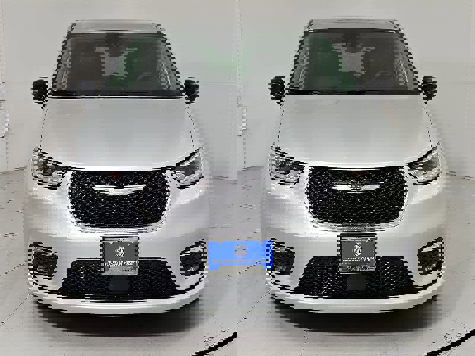 Used 2024 Chrysler Pacifica Touring-L image 9