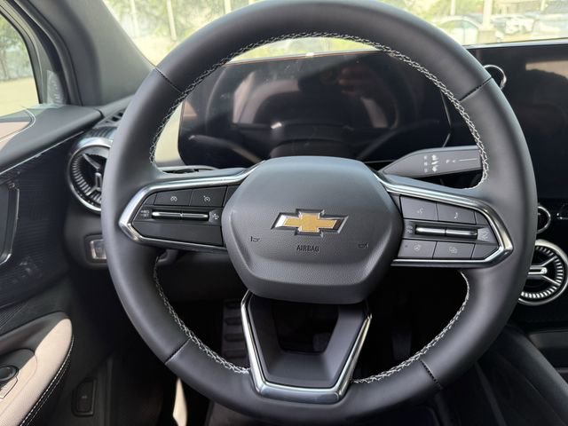 New 2025 Chevrolet Blazer EV LT image 13