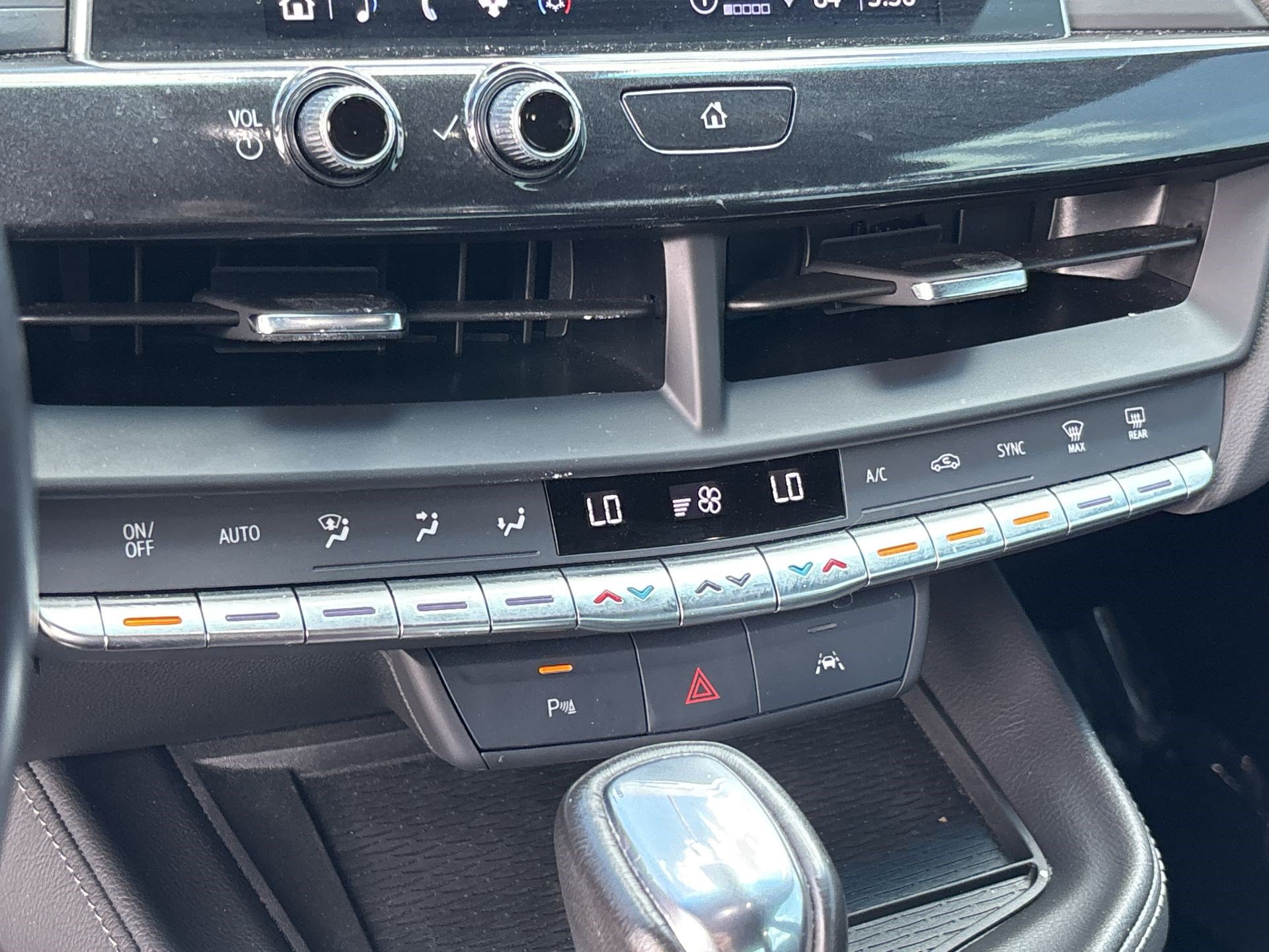 Used 2024 Cadillac CT4 Luxury RWD image 16