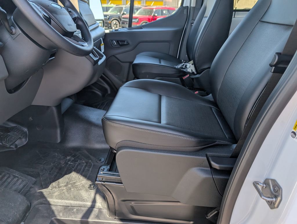 New 2026 Ford Transit 250 148 Medium Roof RWD image 10
