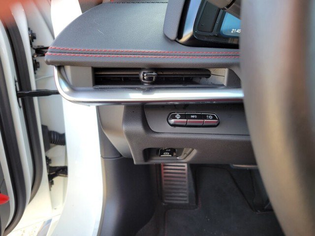Used 2024 Chevrolet Corvette Z06 RWD image 25