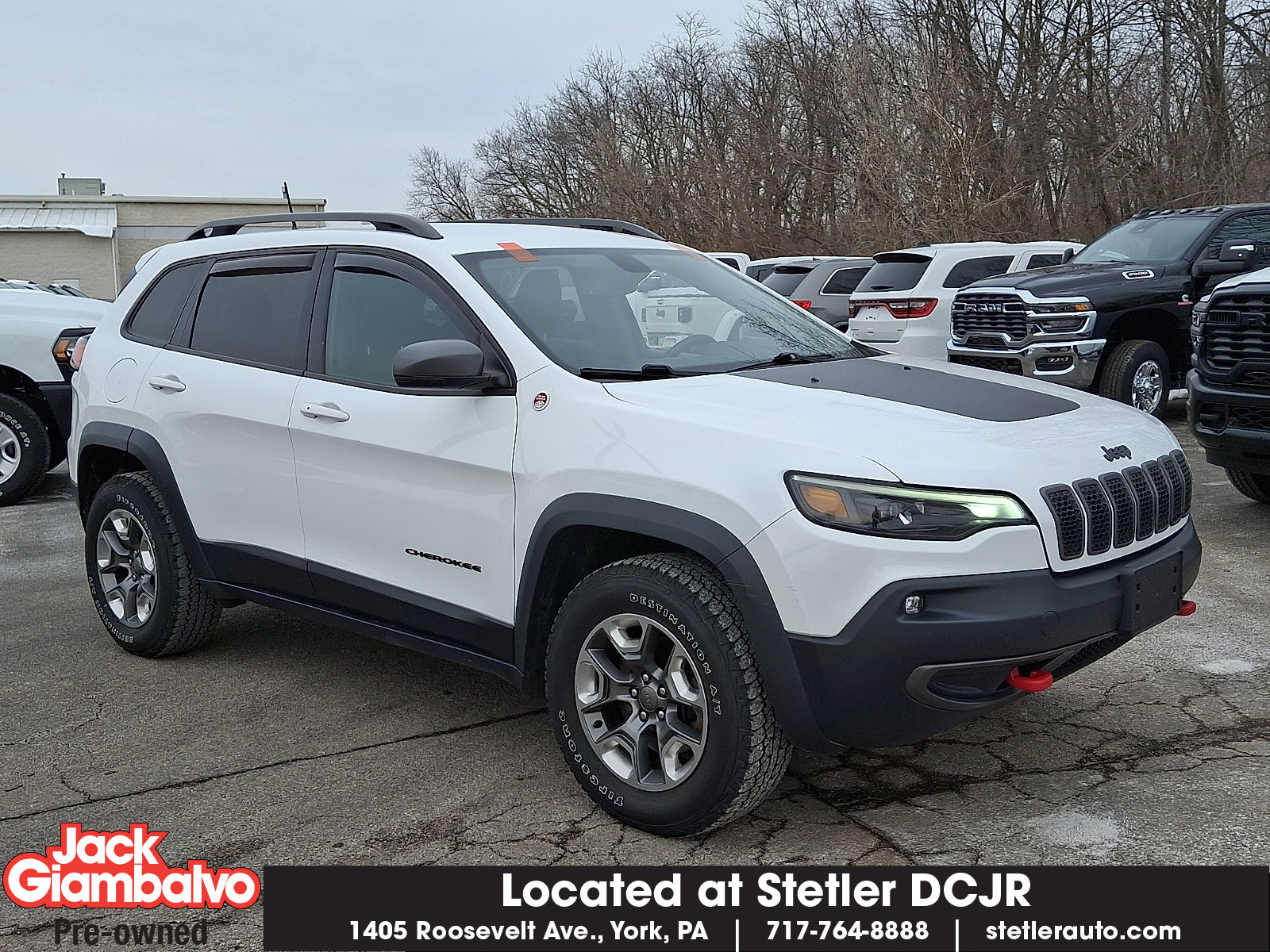 Certified 2019 Jeep Cherokee Trailhawk image 1