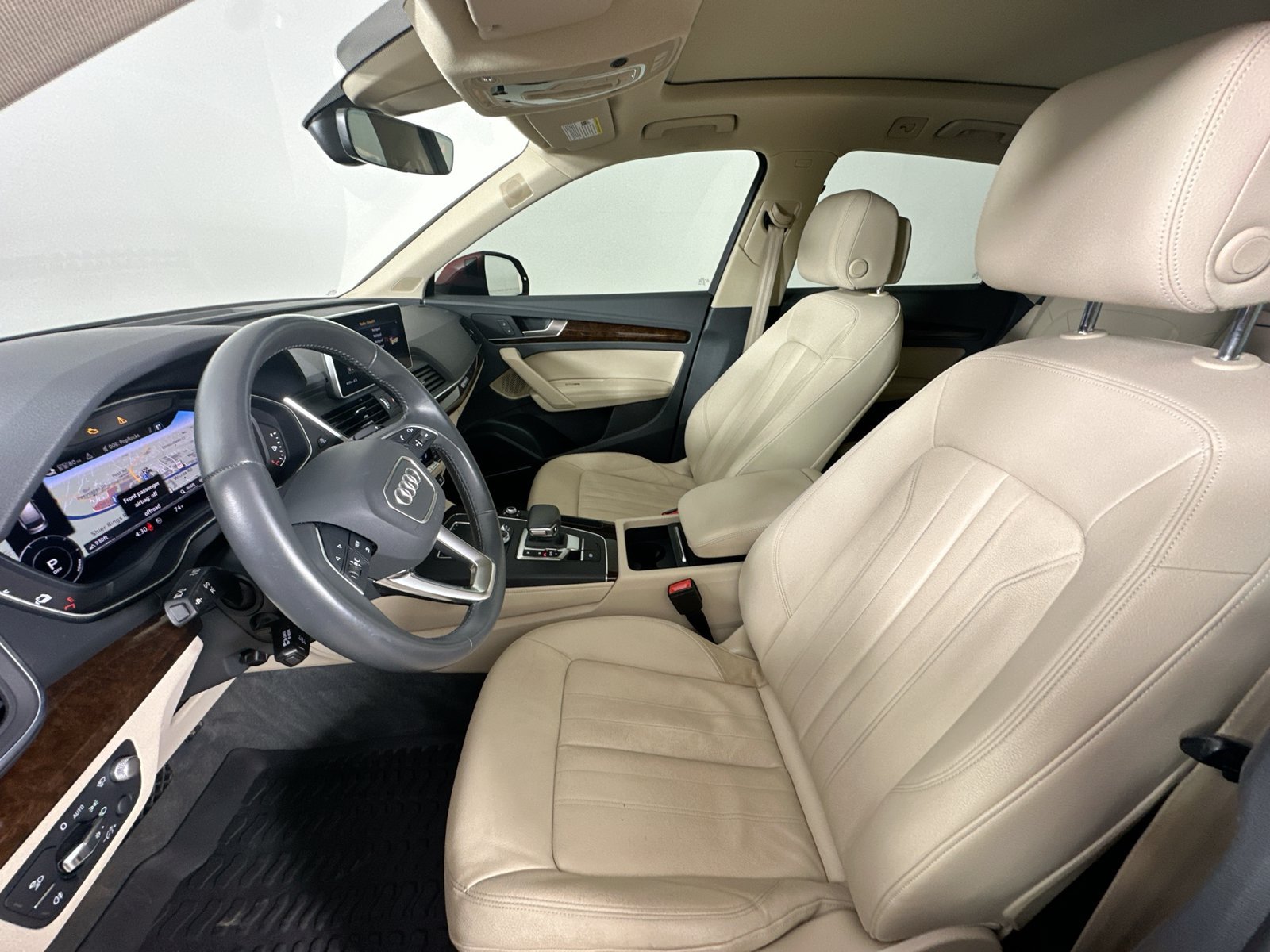 Used 2020 Audi Q5 e Prestige w/ Prestige Package AWD/4WD image 34