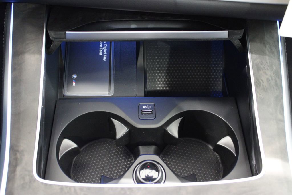 New 2026 BMW X5 xDrive50e w/ Climate Comfort Package image 17