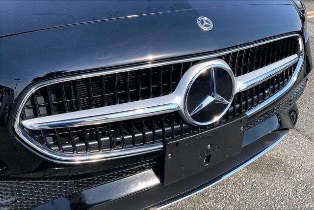 Certified 2026 Mercedes-Benz C 300 4MATIC Sedan image 27