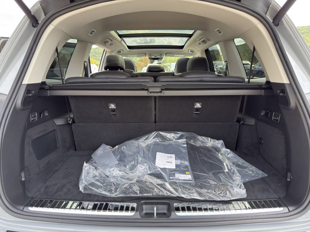 New 2026 Mercedes-Benz GLS 450 4MATIC image 13