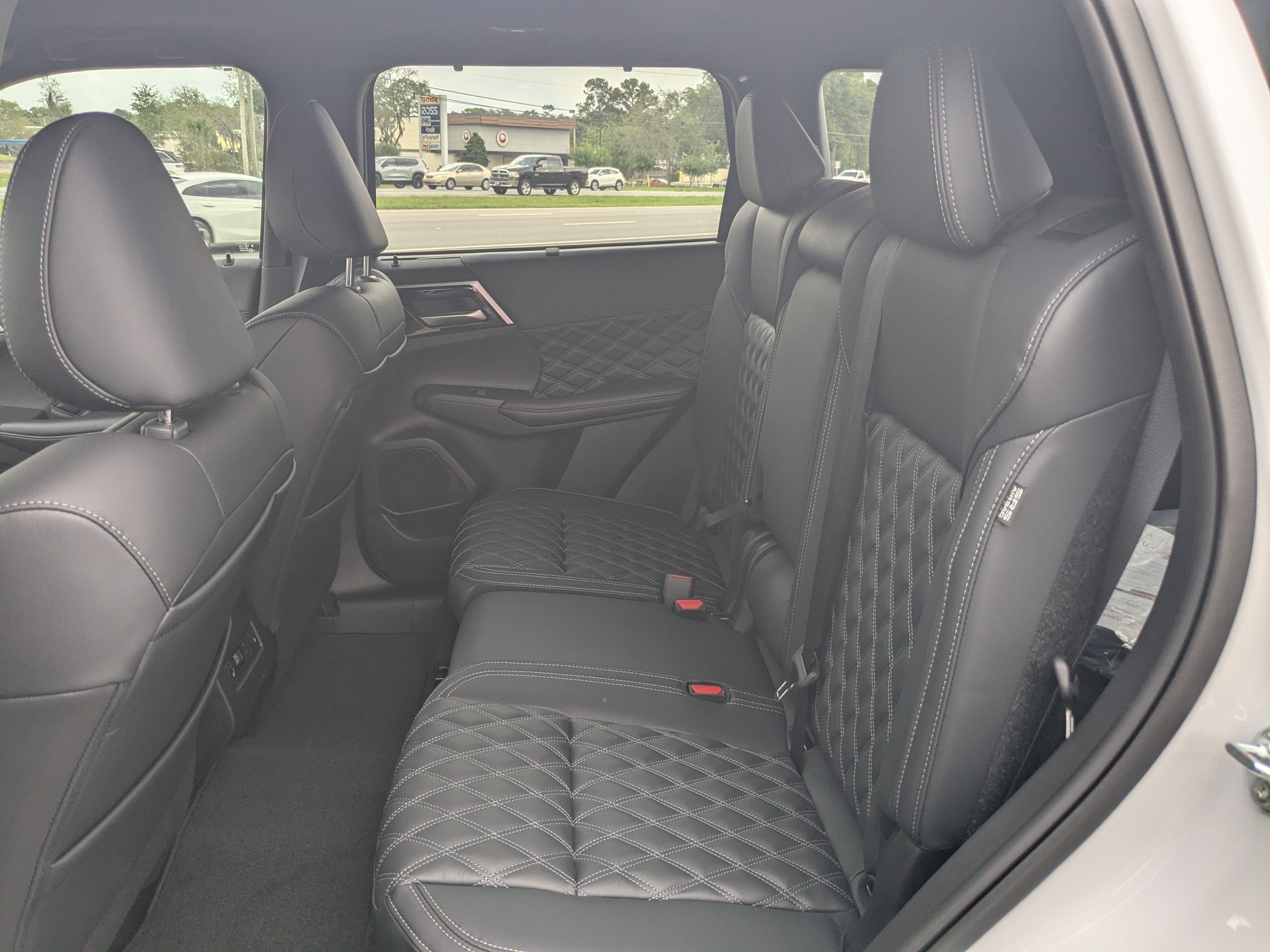New 2026 Nissan Rogue Platinum AWD/4WD image 13