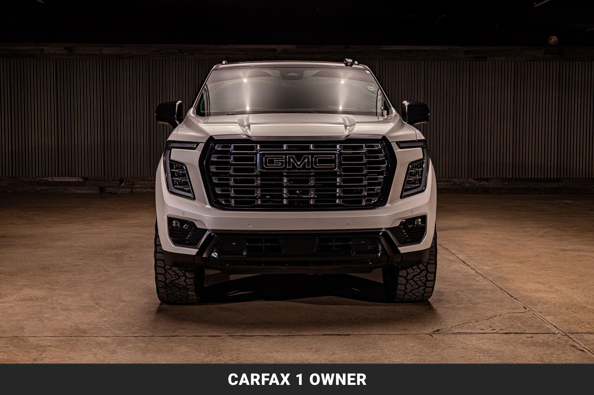 Used 2025 GMC Yukon XL Denali Ultimate AWD/4WD image 4