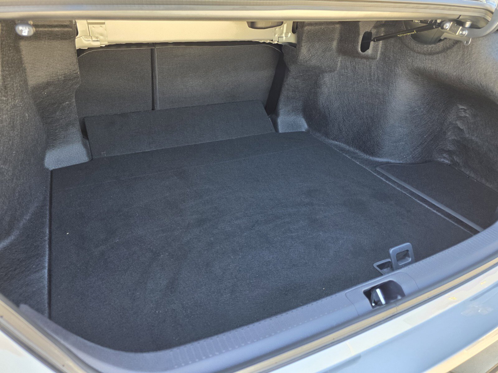 Certified 2025 Toyota Camry SE w/ Convenience Package AWD/4WD image 12