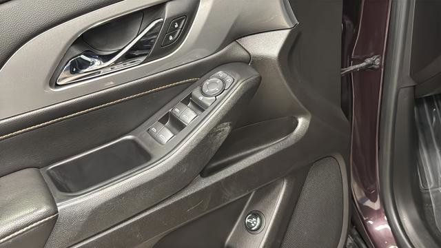 Used 2018 Chevrolet Traverse LT AWD/4WD image 21