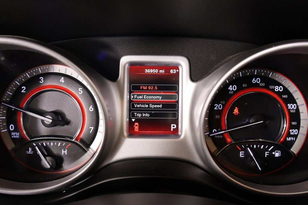 Used 2020 Dodge Journey SE w/ SE Popular Equipment Group image 4