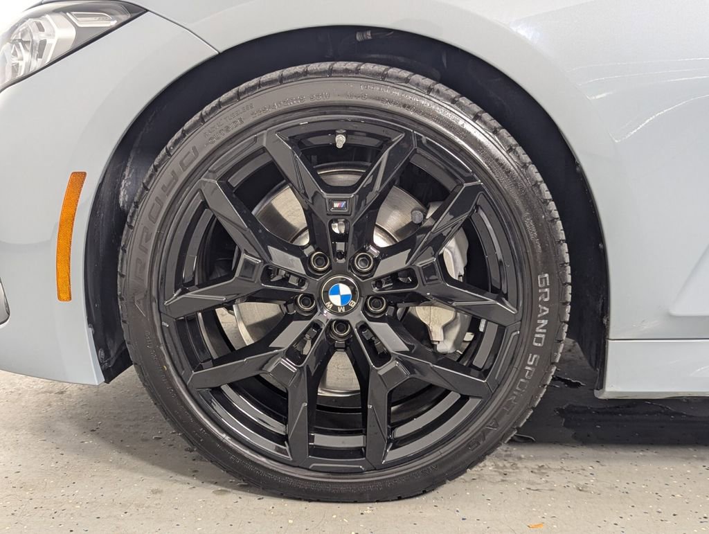 Used 2026 BMW 330i xDrive Sedan AWD/4WD image 9