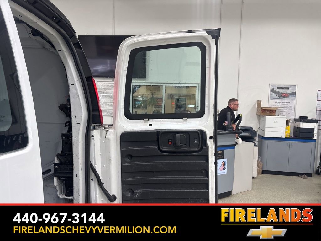 Certified 2021 GMC Savana 2500 w/ Driver Convenience Package image 39