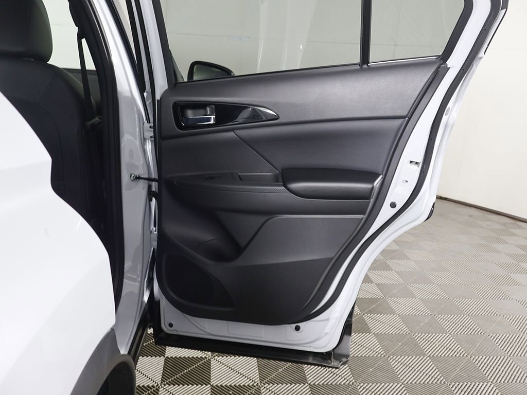 New 2026 Mitsubishi Eclipse Cross Black Edition AWD/4WD image 23