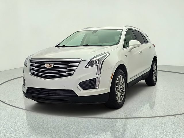 Used 2017 Cadillac XT5 Luxury AWD/4WD image 2