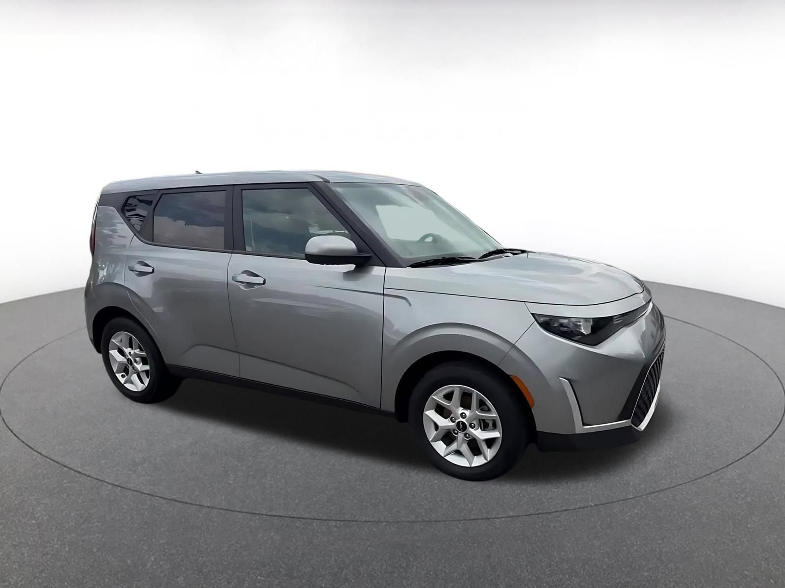 Used 2025 Kia Soul LX w/ LX Technology Package FWD video 2