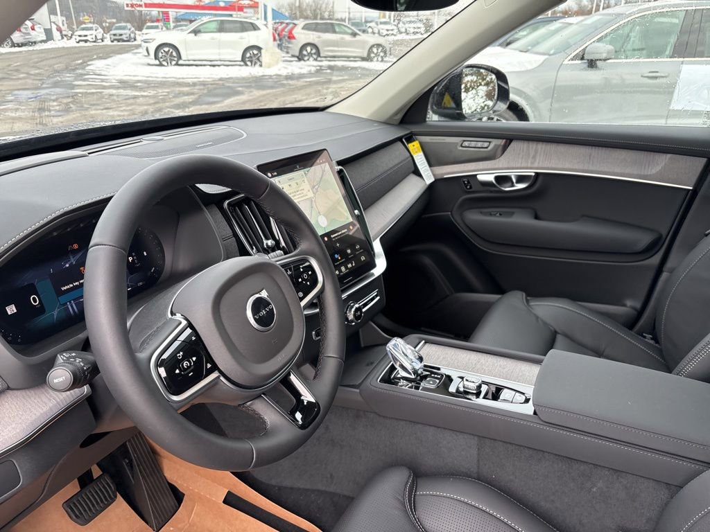New 2026 Volvo XC90 B6 Ultra w/ Protection Package image 20