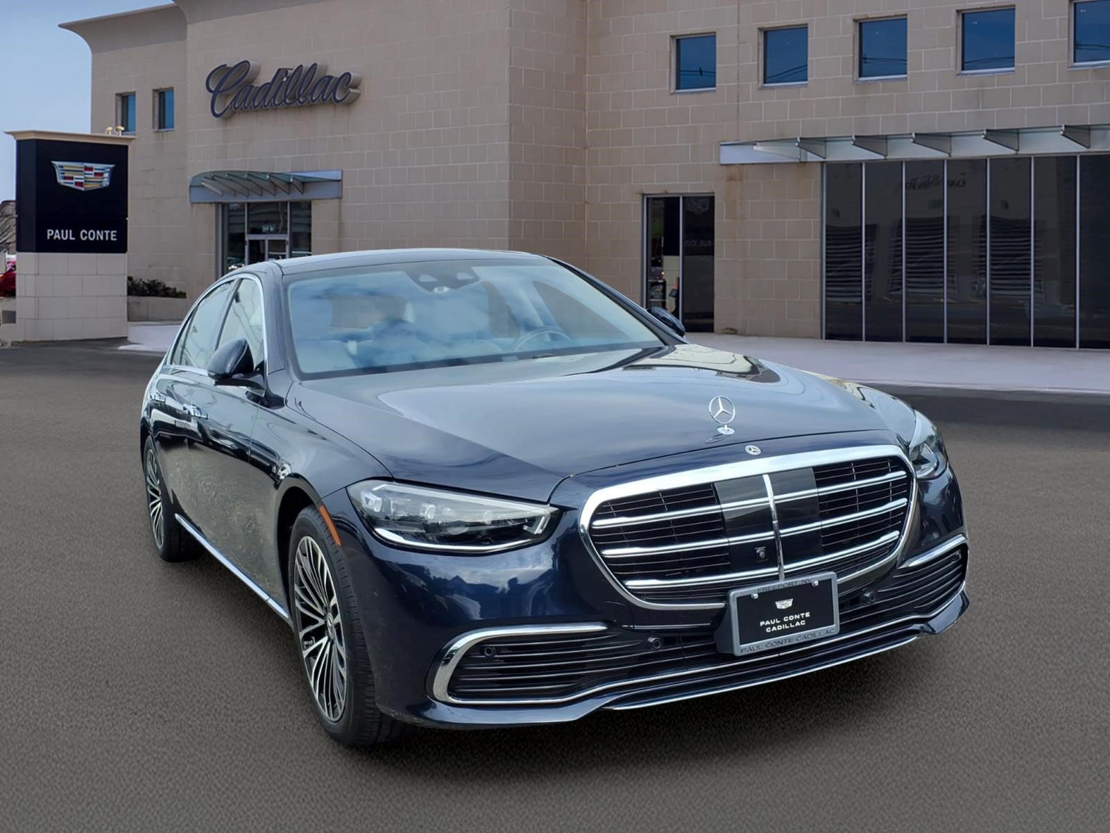 Used 2022 Mercedes-Benz S 580 4MATIC Sedan image 3