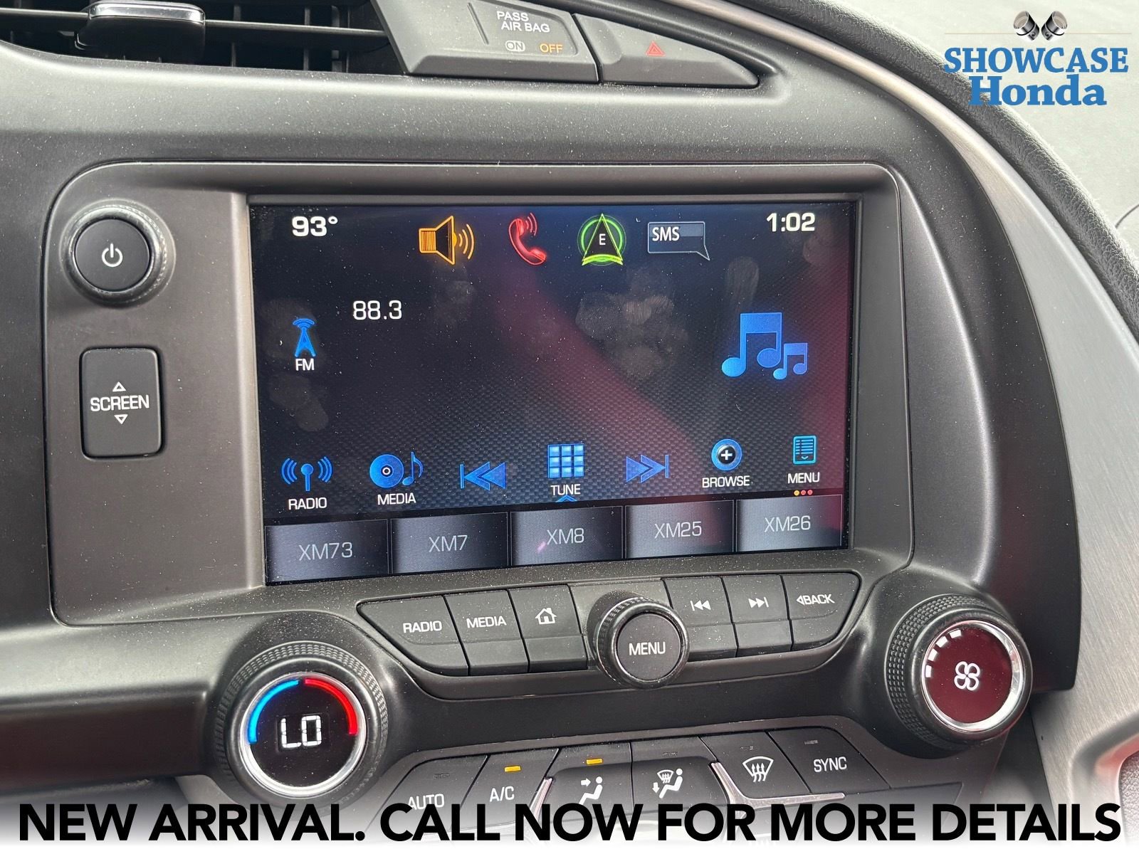 Used 2016 Chevrolet Corvette Stingray Coupe w/ Carbon Flash Badge Package image 9