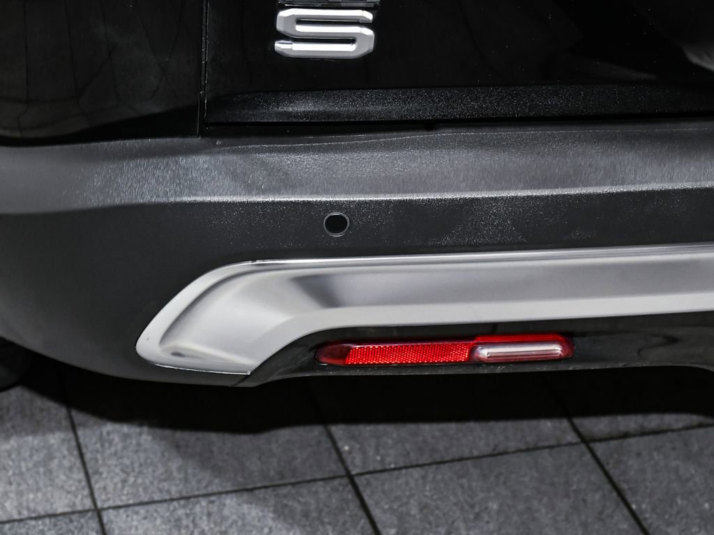 Used 2025 Rivian R1S Adventure image 89