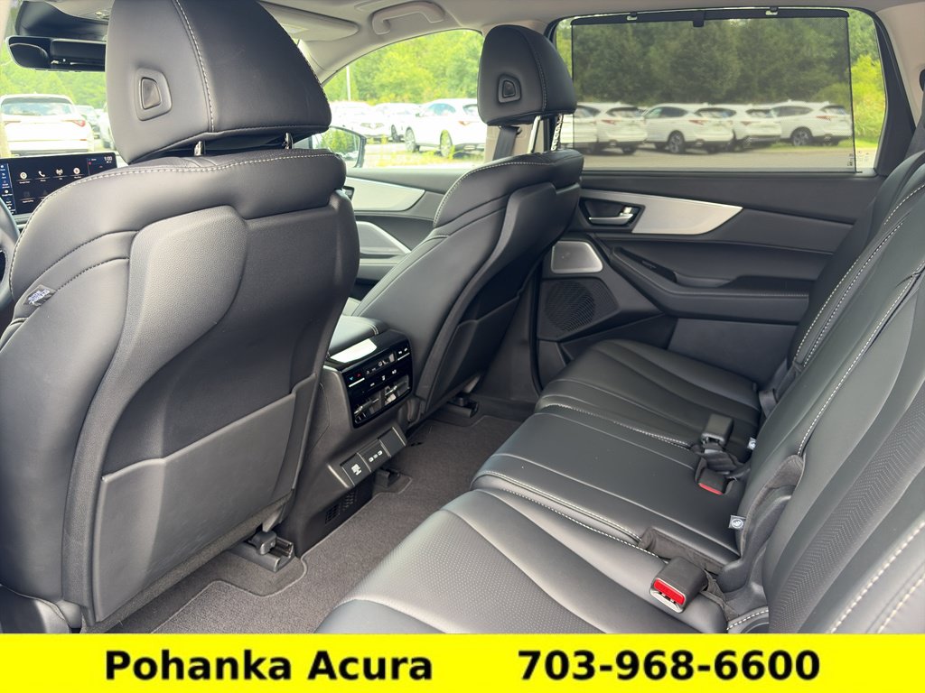 Certified 2026 Acura MDX w/ Technology Package FWD image 24