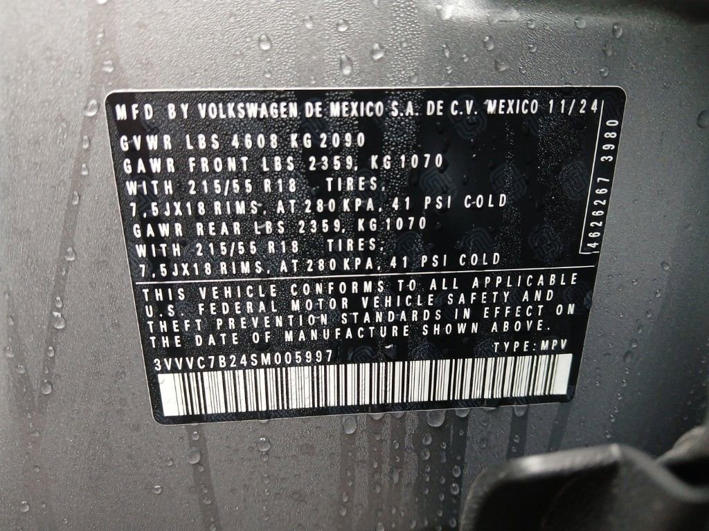 New 2025 Volkswagen Taos SE image 29