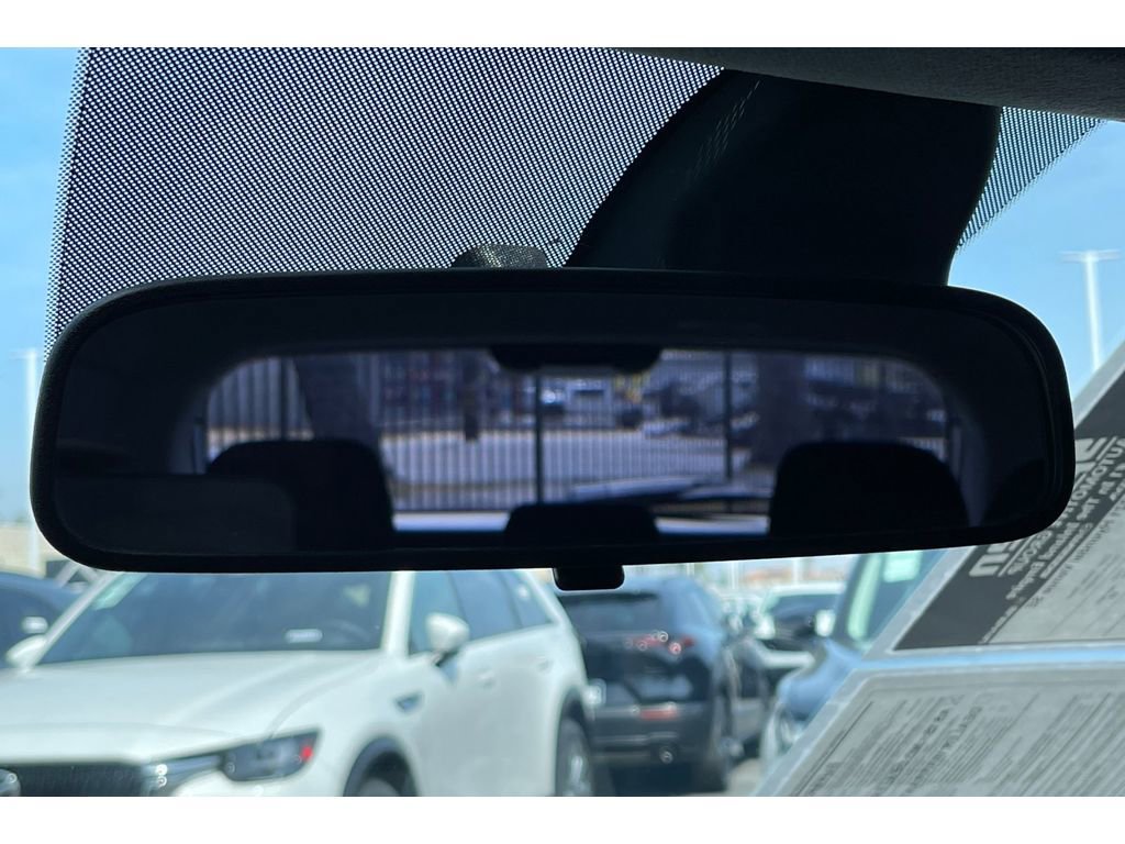 Used 2021 Hyundai Venue SE image 24