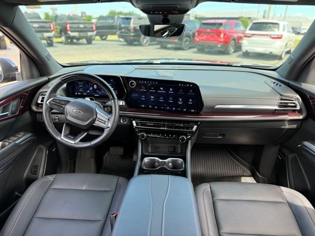 Used 2024 Chevrolet Traverse Z71 w/ Enhanced Driving Package AWD/4WD image 2