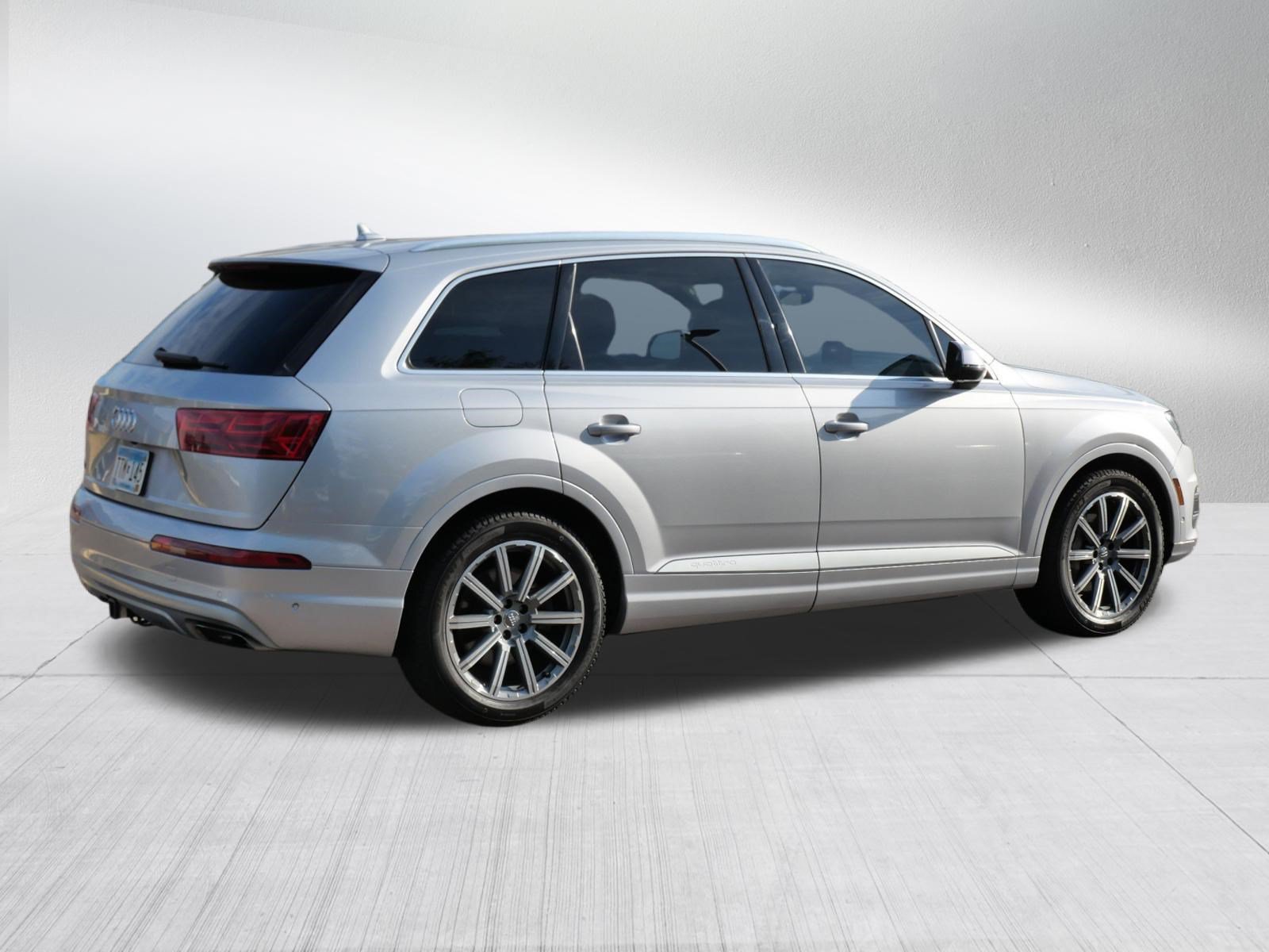 Used 2019 Audi Q7 3.0T Prestige w/ Prestige Package AWD/4WD image 7