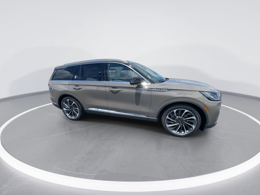 New 2026 Lincoln Aviator Reserve AWD/4WD image 9