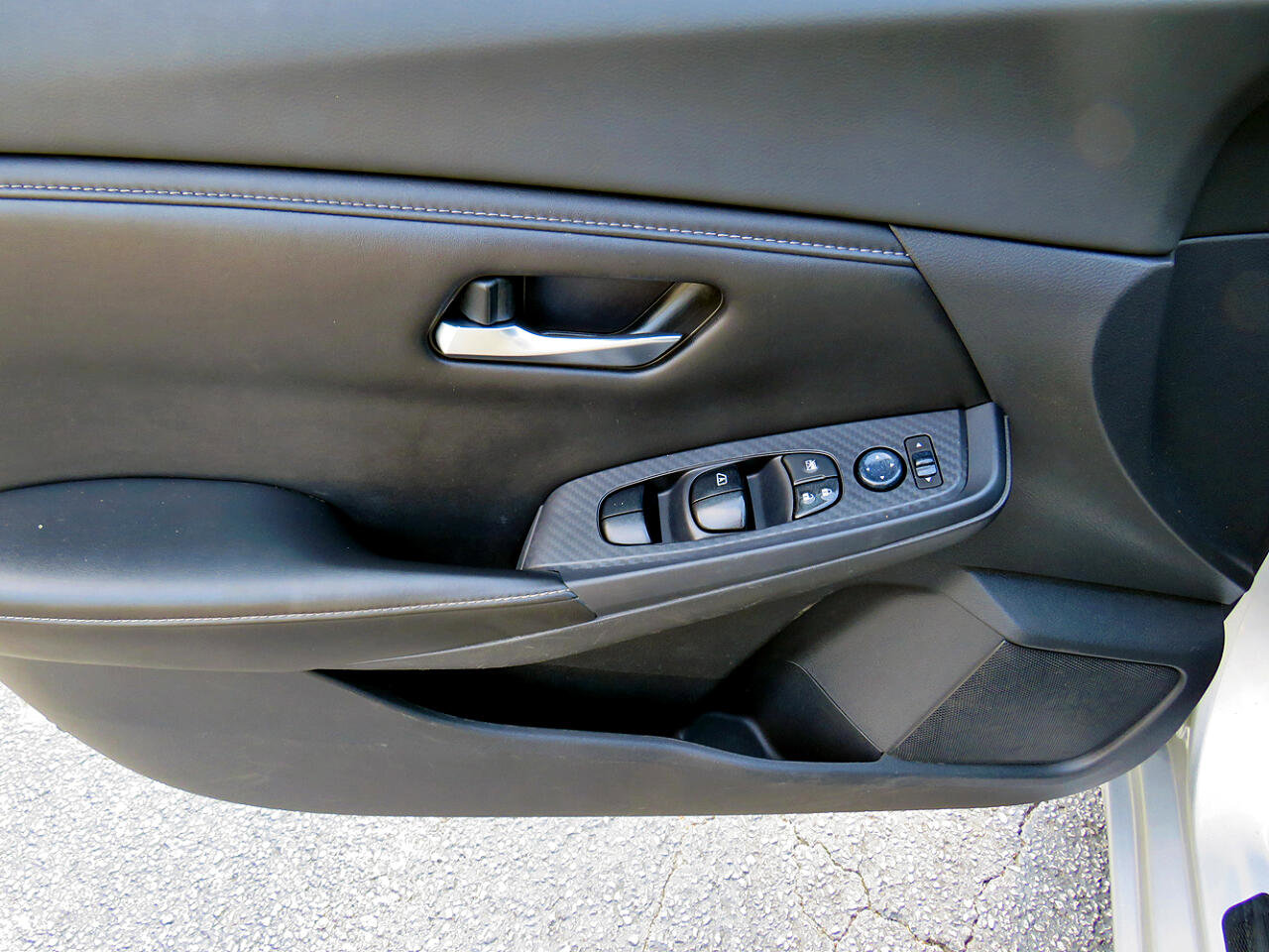 Used 2022 Nissan Sentra SV w/ All-Weather Package image 15