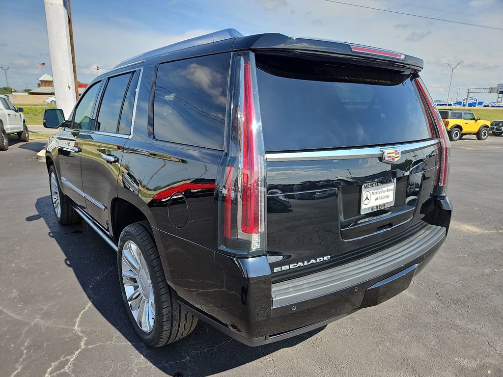 Used 2020 Cadillac Escalade Platinum AWD/4WD image 5
