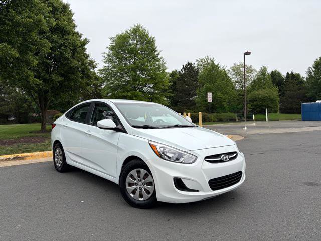 Used 2017 Hyundai Accent SE FWD image 2