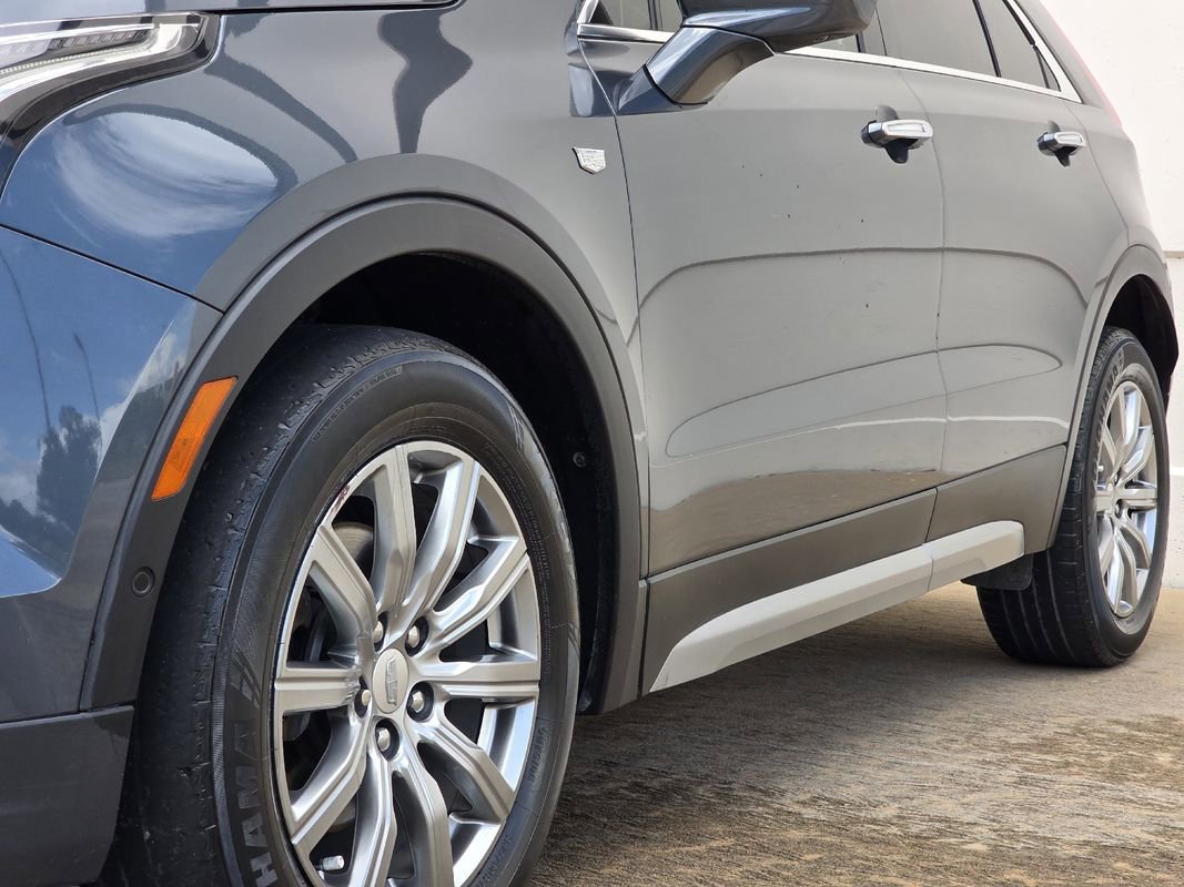 Used 2019 Cadillac XT4 Premium Luxury FWD image 41
