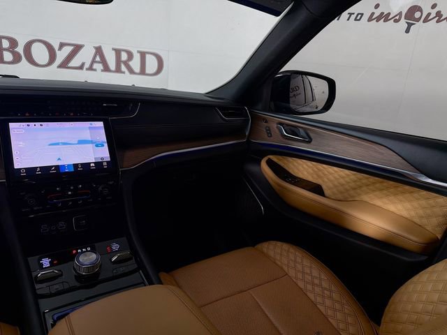 Used 2022 Jeep Grand Cherokee L Summit w/ Luxury Tech Group V image 29