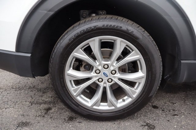Used 2023 Ford Explorer XLT w/ Equipment Group 202A AWD/4WD image 44