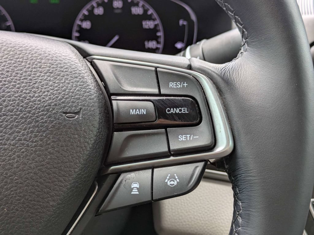 Used 2019 Honda Accord EX-L image 33