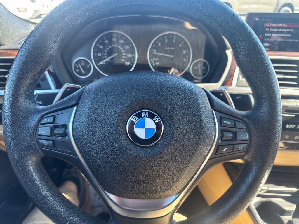 Used 2018 BMW 330i xDrive Sedan AWD/4WD image 17