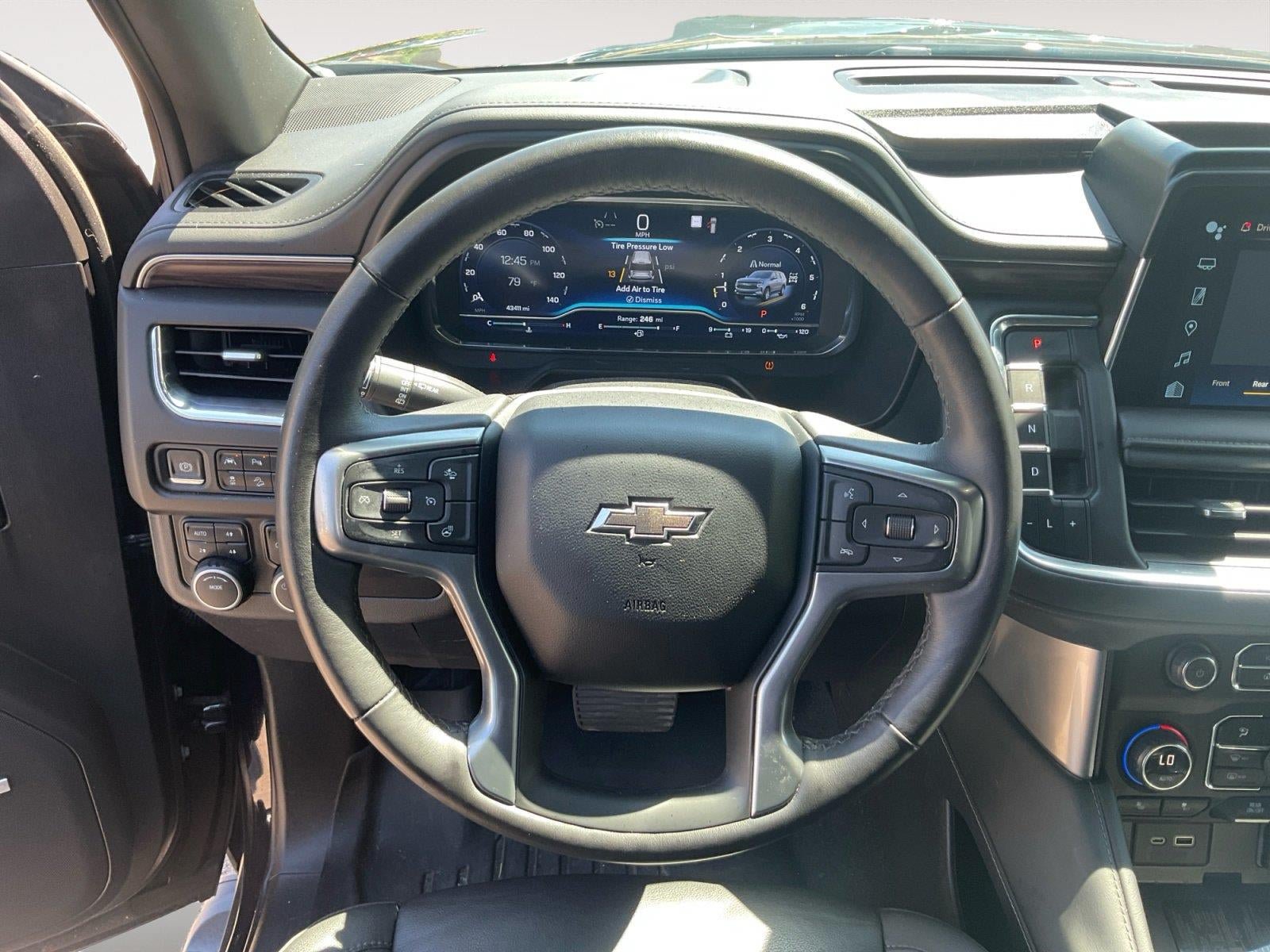 Certified 2023 Chevrolet Tahoe Z71 w/ Luxury Package AWD/4WD image 12