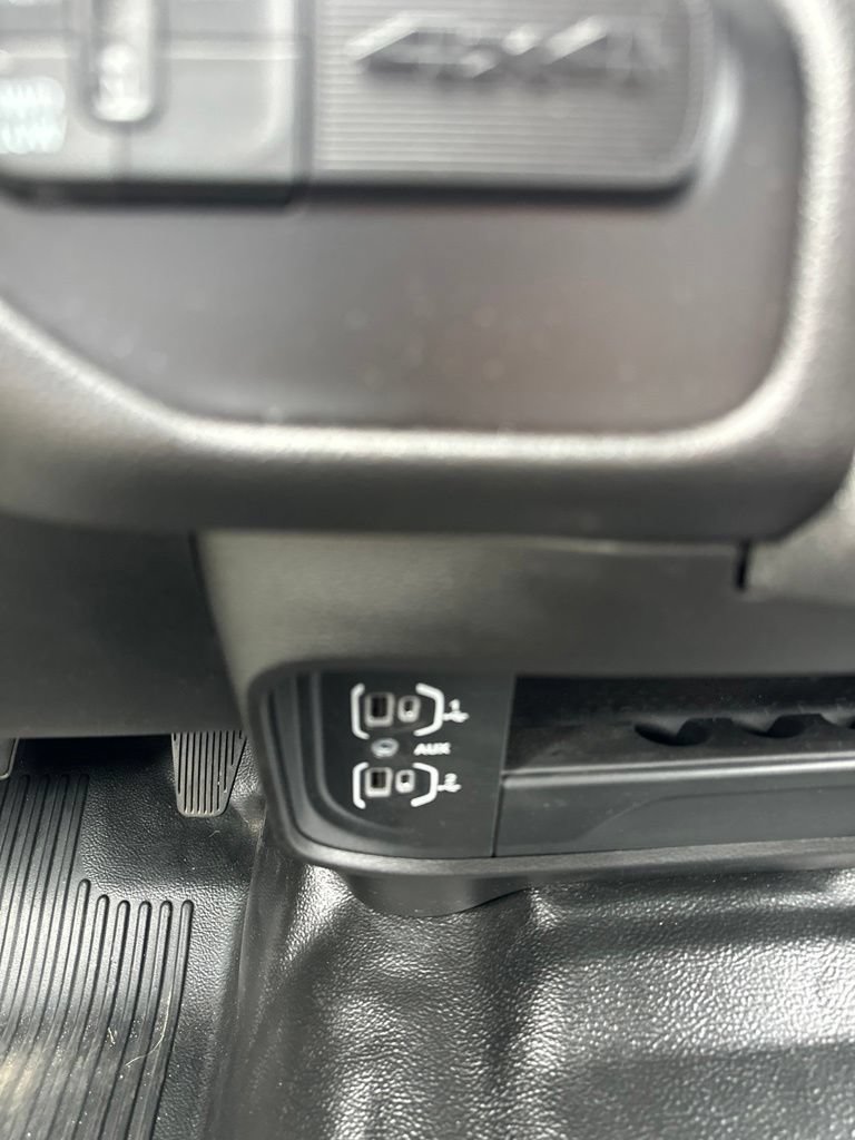 Used 2024 RAM 3500 Tradesman w/ Bed Utility Group AWD/4WD image 9