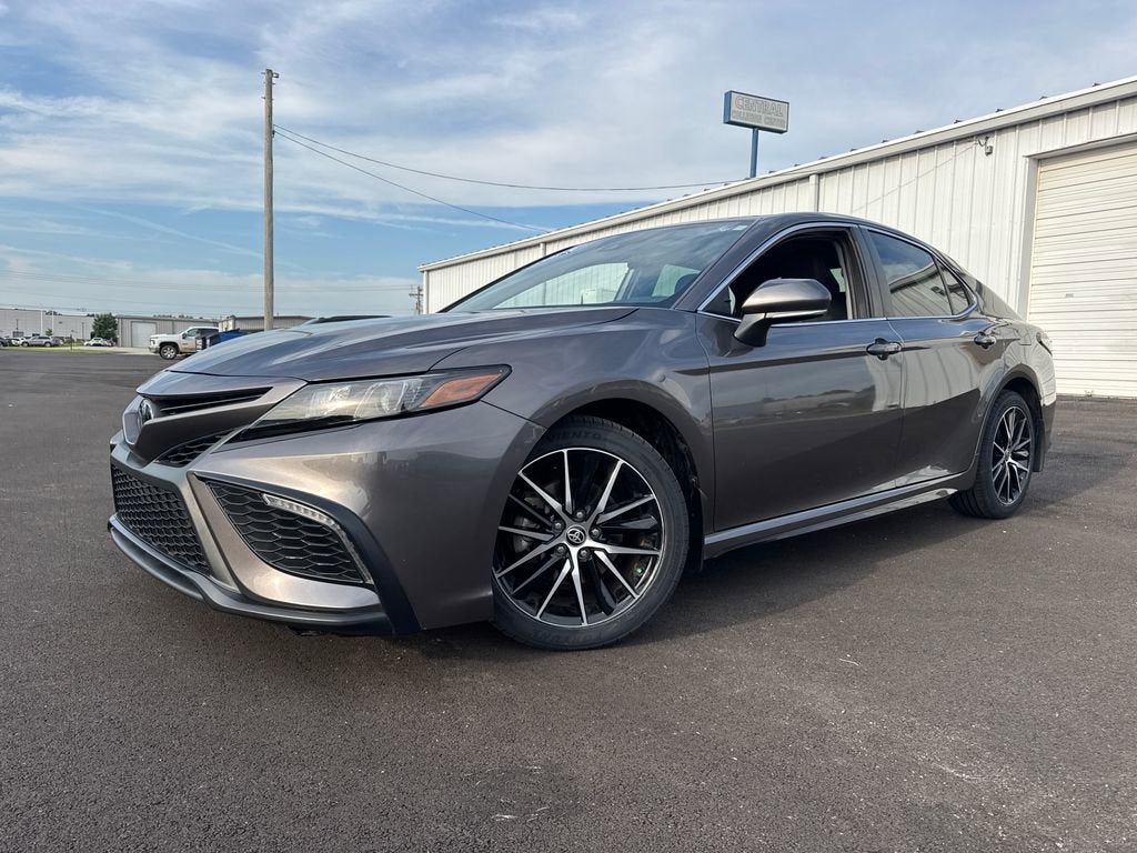 Used 2023 Toyota Camry SE