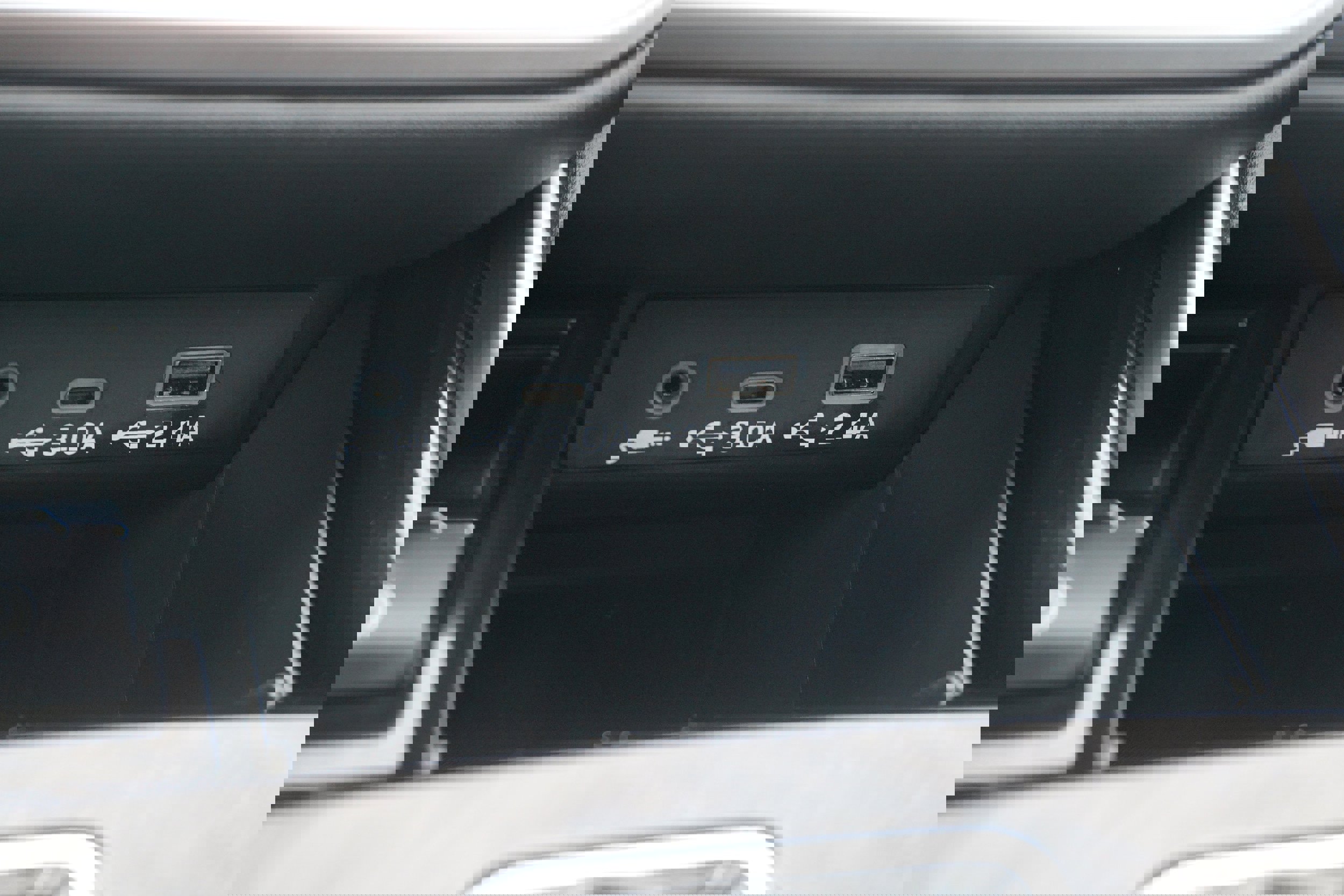 Certified 2025 Subaru Outback Premium image 19