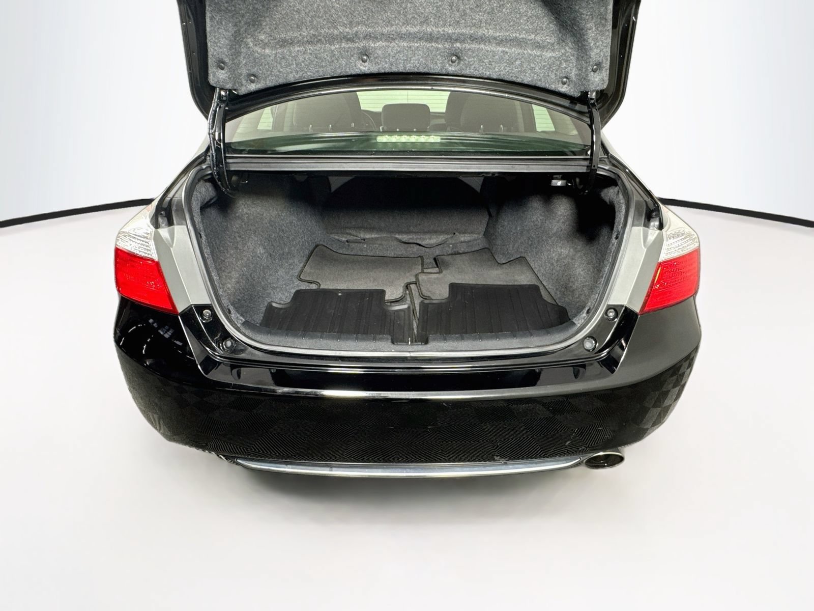 Used 2013 Honda Accord LX image 23