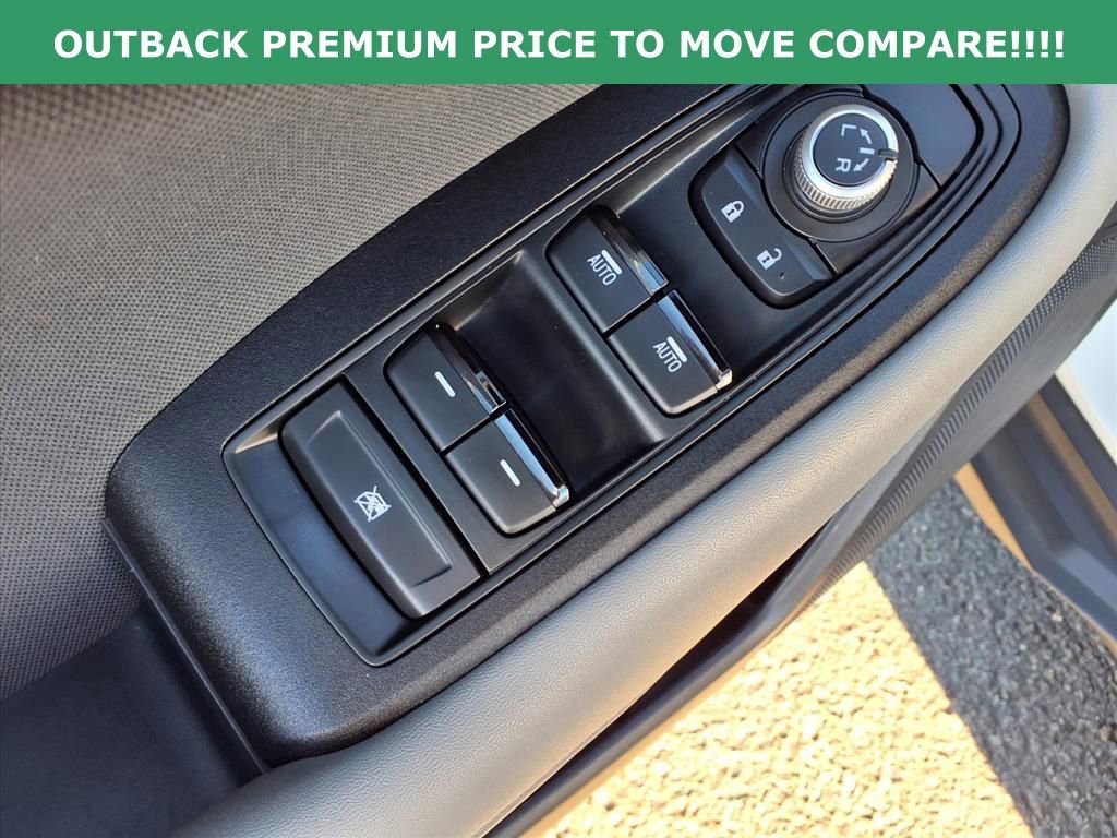 Used 2024 Subaru Outback Premium image 11