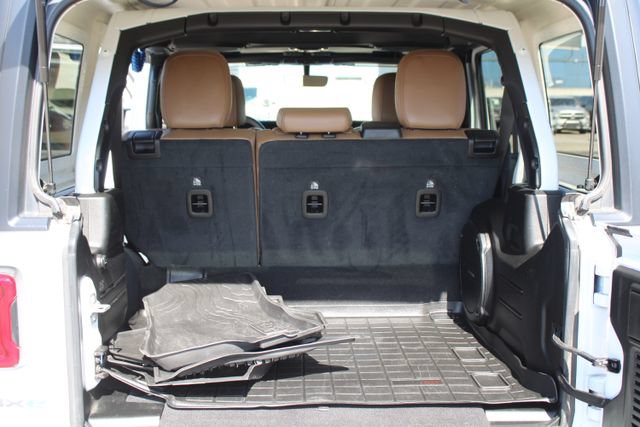 Used 2023 Jeep Wrangler Unlimited Rubicon 4xe AWD/4WD image 47