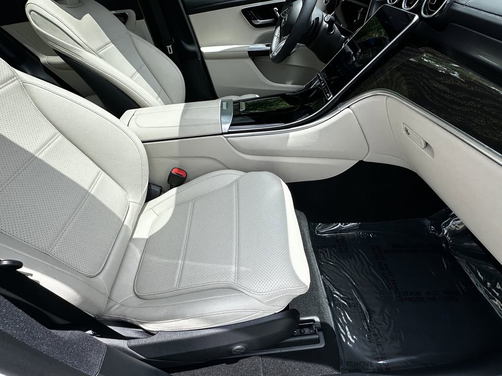 Certified 2025 Mercedes-Benz GLC 300 image 15