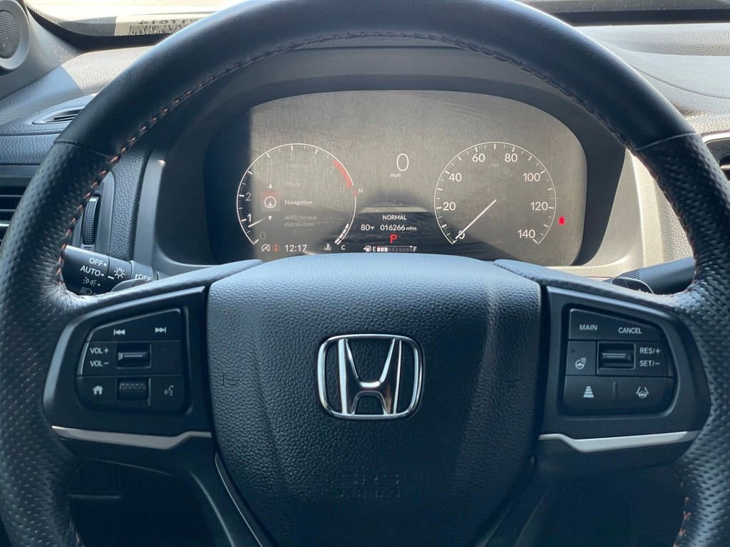 Certified 2025 Honda Ridgeline TrailSport image 12