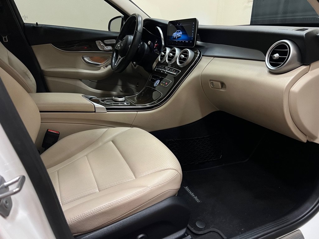 Used 2019 Mercedes-Benz C 300 Sedan image 23